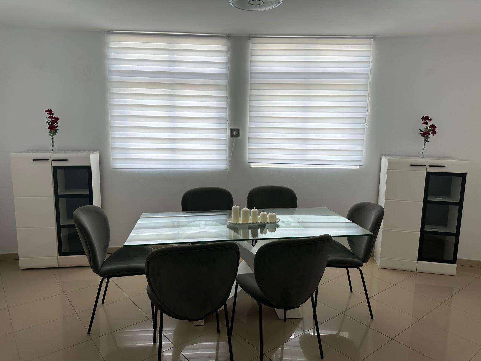 Comedor de Apartamento para compartir en Arrecife con Aire acondicionado, Terraza y Amueblado