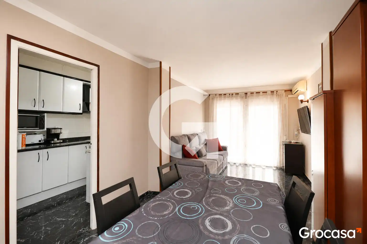 Living room of Flat for sale in El Prat de Llobregat  with Air Conditioner, Oven and Balcony