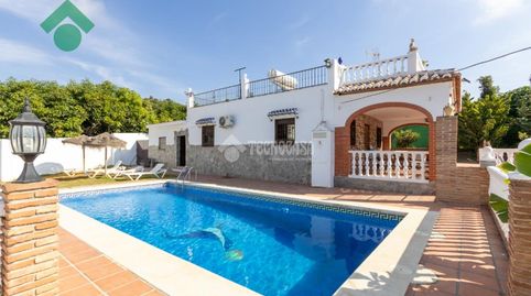 Foto 2 de Finca rústica en venda a Avda Pescia - Ctra de Frigiliana, Nerja