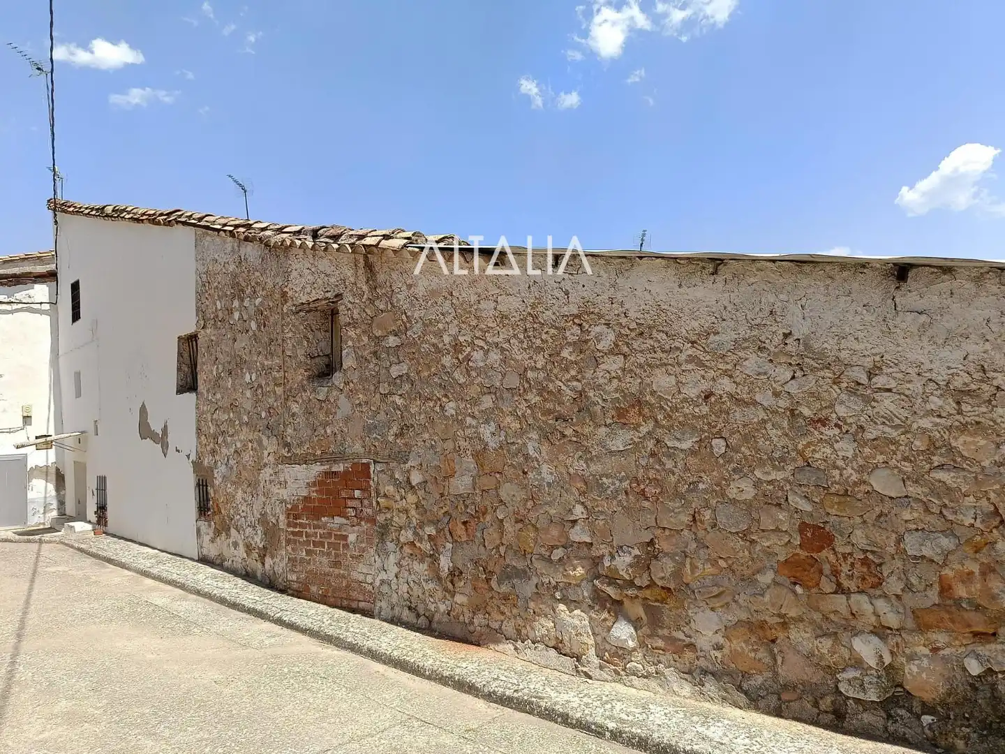Exterior view of Houses for sale in Sotorribas  with Storage room