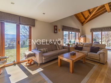 House with balcony for sale in Carrer Dels Vignals 33
