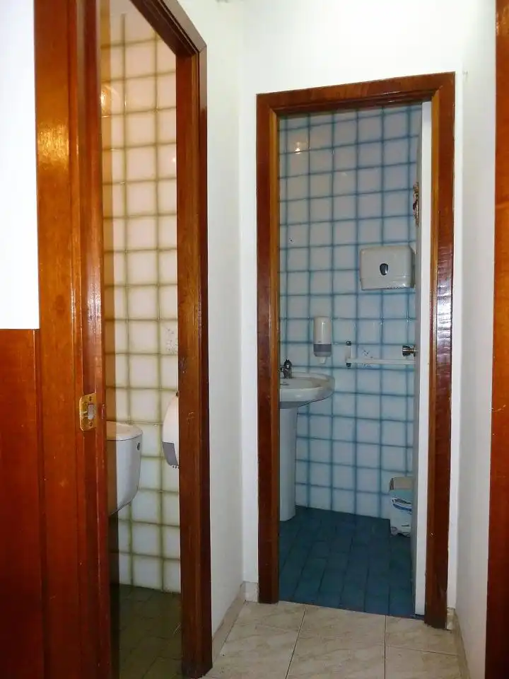 Business premises to rent in Rúa Julio Rodríguez Yordi, imagen 7