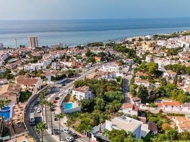 Wohnbaugrundstück zum Verkauf in Riviera del Sol