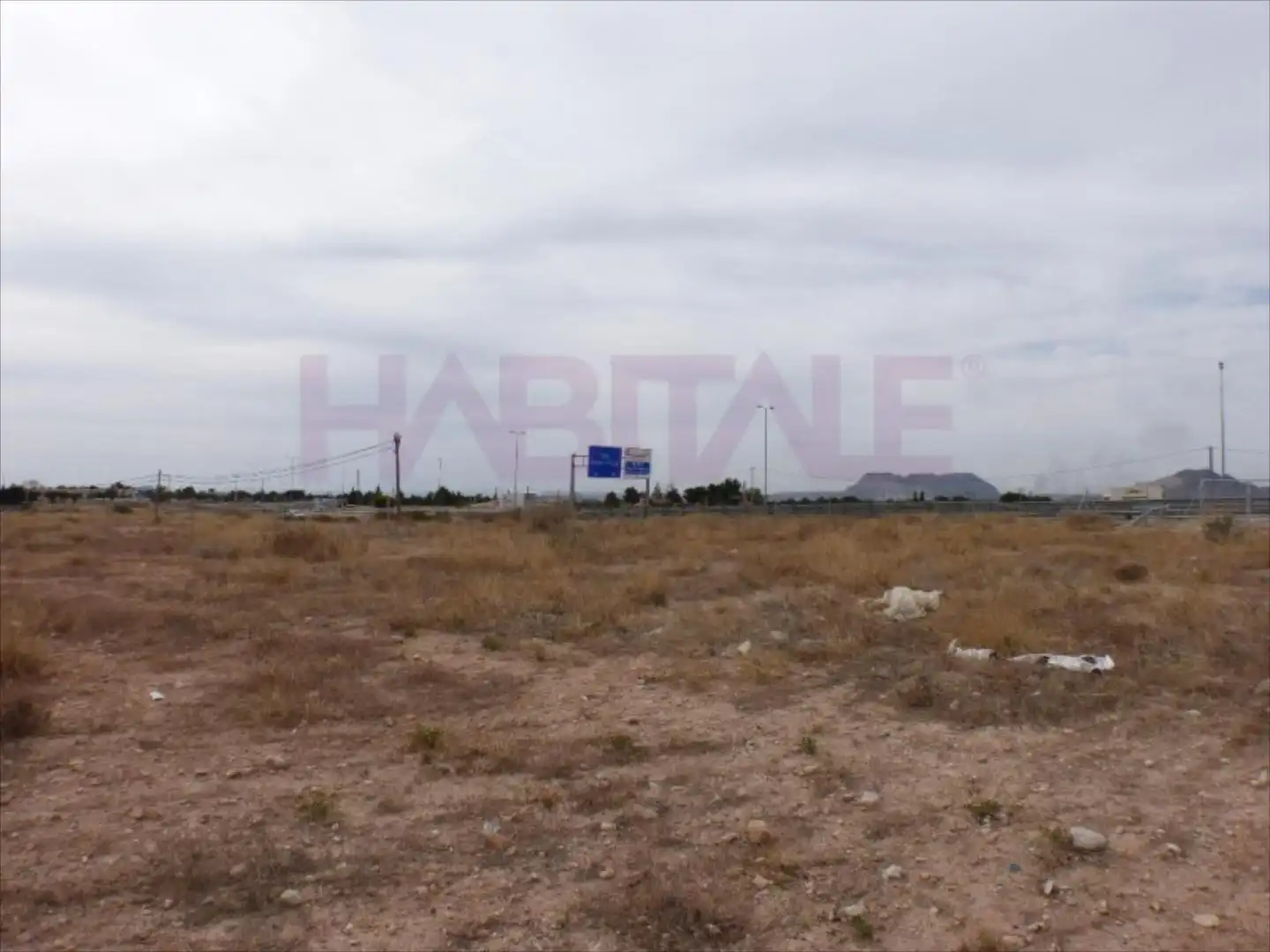 Terreno industrial en venta en Alicante / Alacant