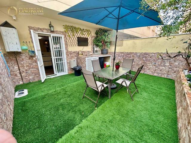 Casa adosada en Venta en DE LOS ALMENDRALES en Olletas - Sierra Blanquilla