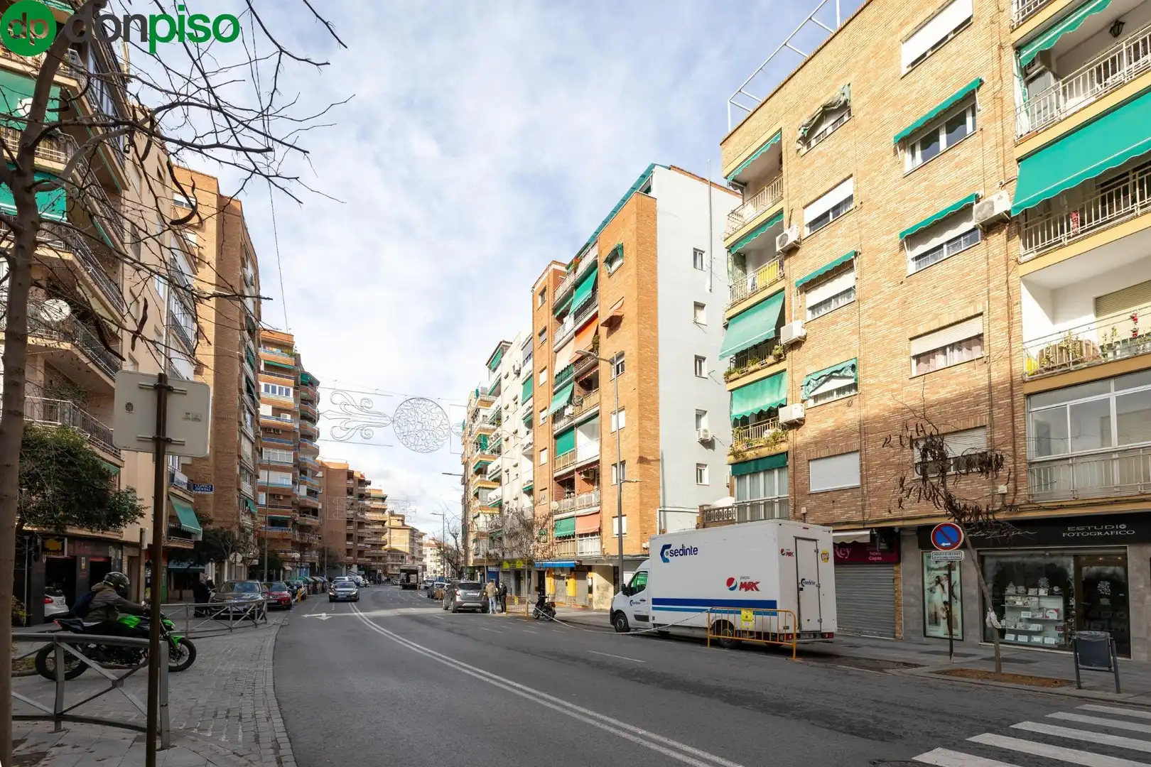 Exterior view of Flat for sale in  Granada Capital  with Terrace and Balcony