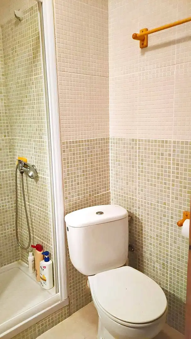 Baño de Piso en venta en Torrevieja con Calefacción, Jardín privado y Trastero