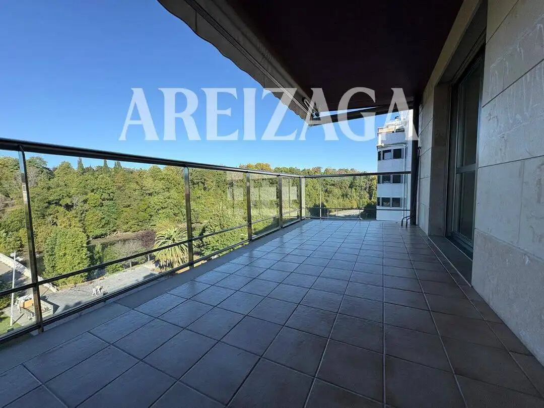 Terrassa de Pis de lloguer en Amara - Berri