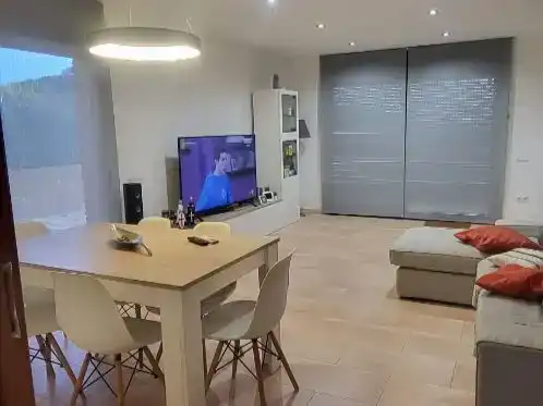 Sala d'estar de Casa o xalet en venda en La Roca del Vallès amb Aire condicionat