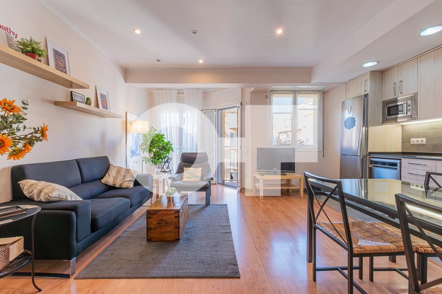 Exterior view of Apartment for sale in  Barcelona Capital  with Air Conditioner, Parquet flooring and Terrace