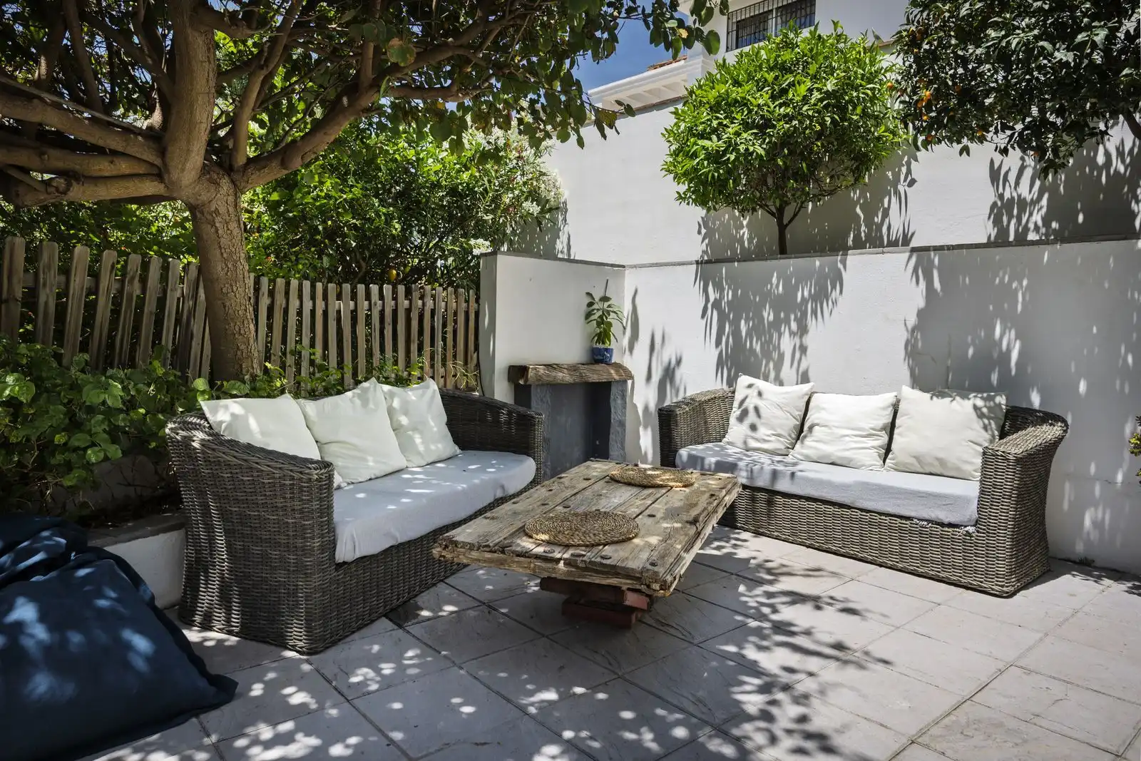 Terrasse von Wohnungen zum Verkauf in Benalmádena mit Klimaanlage, Privatgarten und Terrasse