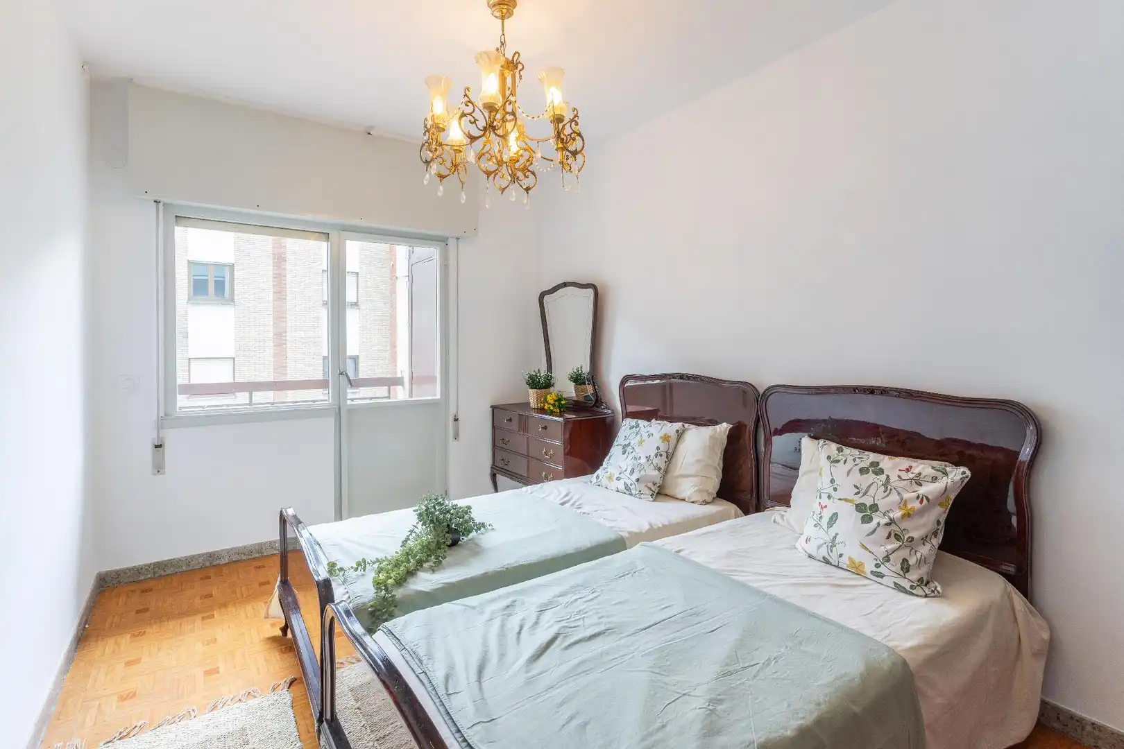 Bedroom of Flat for sale in Aller  with Terrace, Storage room and Furnished