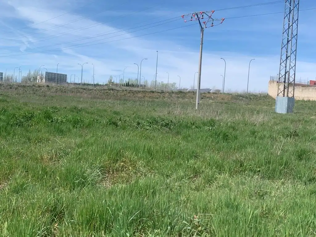 Residencial en venta en SAN BLAS, Urbanización Siglo XXI - Carretera de Villalpando