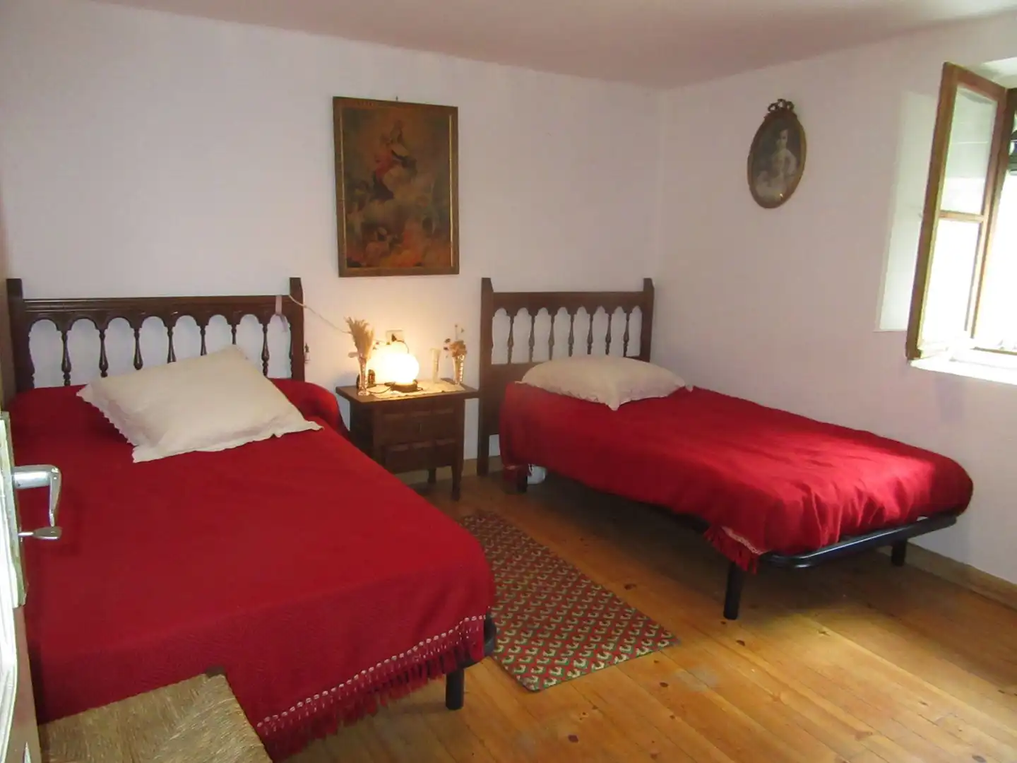 Habitación de Finca rústica en venta en Villanúa con Calefacción, Terraza y Trastero