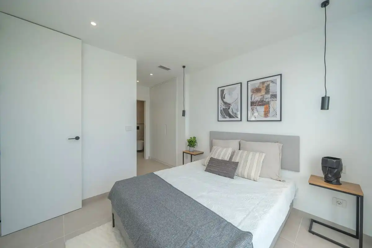 Semi-detached house with terrace for sale in Calle de Morella, imagen 17