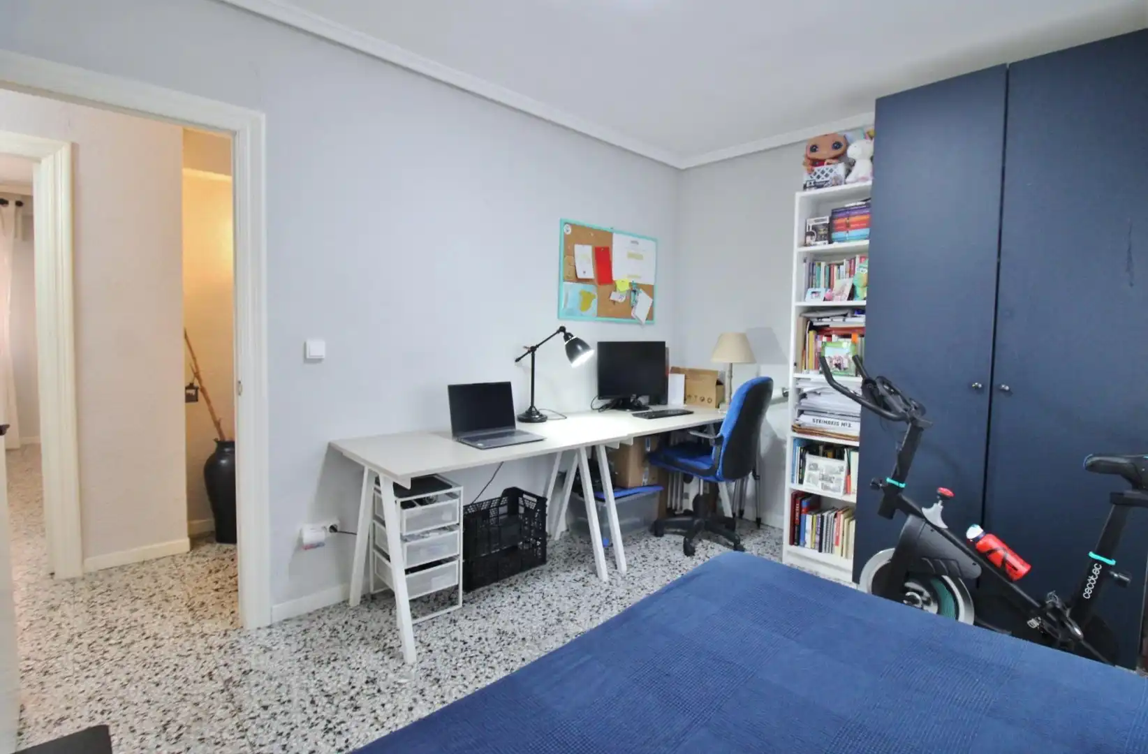 Habitación de Piso en venta en Alicante / Alacant con Aire acondicionado, Calefacción y Terraza