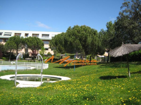 Garten von Wohnung zur Miete in Villaviciosa de Odón mit Klimaanlage, Heizung und Terrasse