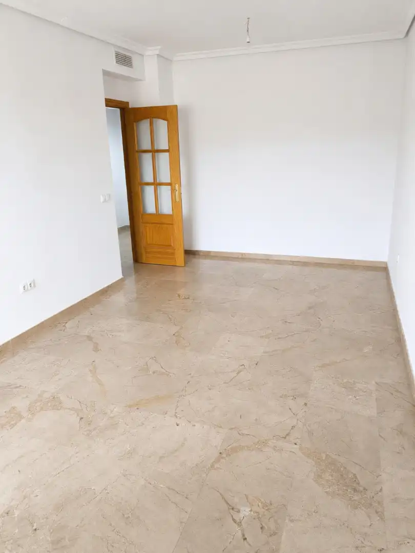Flat for sale in Sevilla  with Air Conditioner, Heating and Terrace