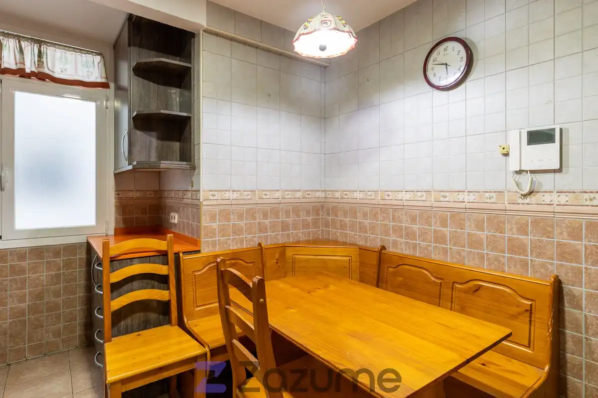 Wohnung zur Miete in Av. del Dr. García Tapia, Marroquina