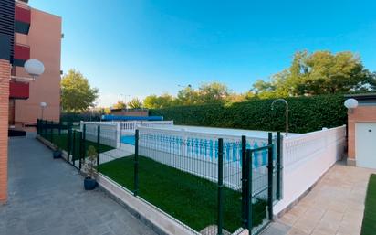 Swimming pool of Planta baja for sale in Leganés  with Heating, Storage room and Oven