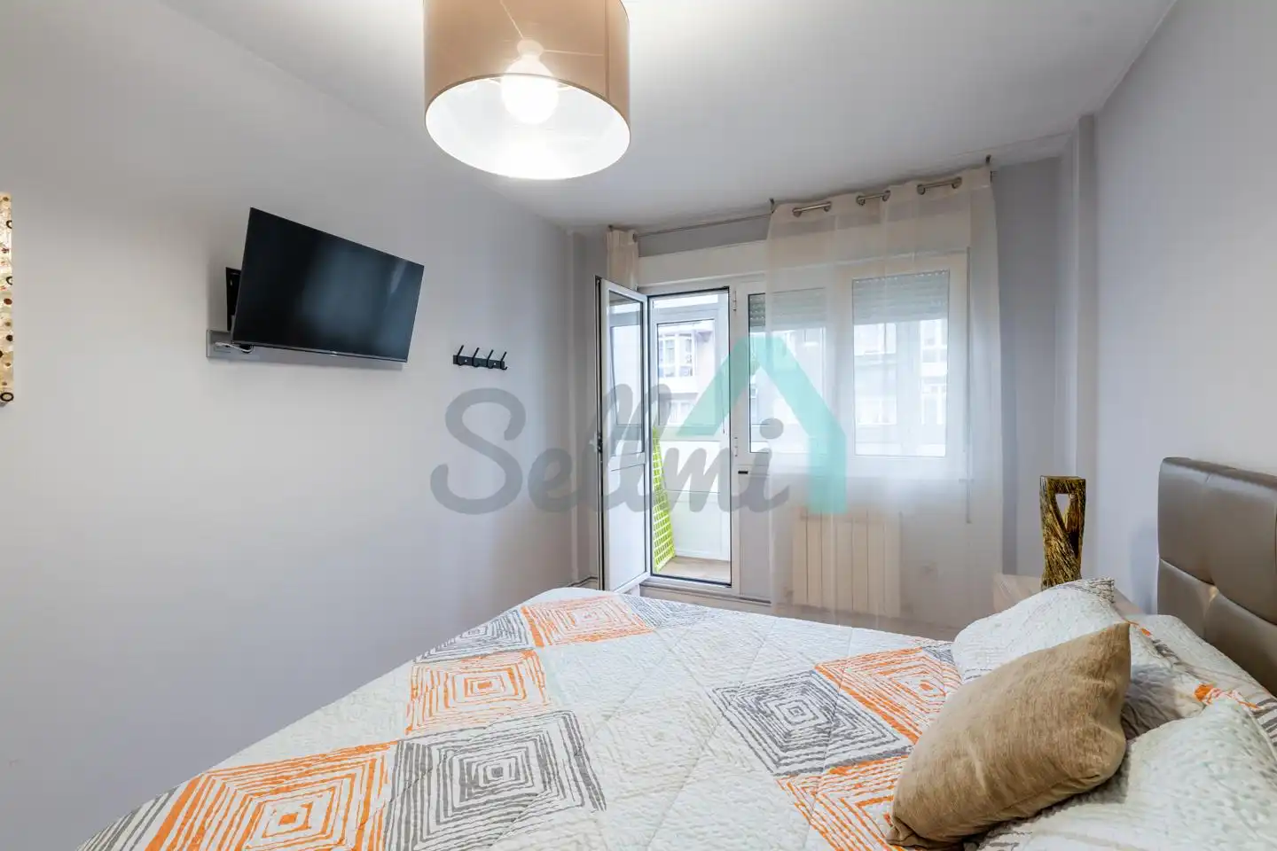 Flat for rent in Pablo Iglesias, Barrio del Centro