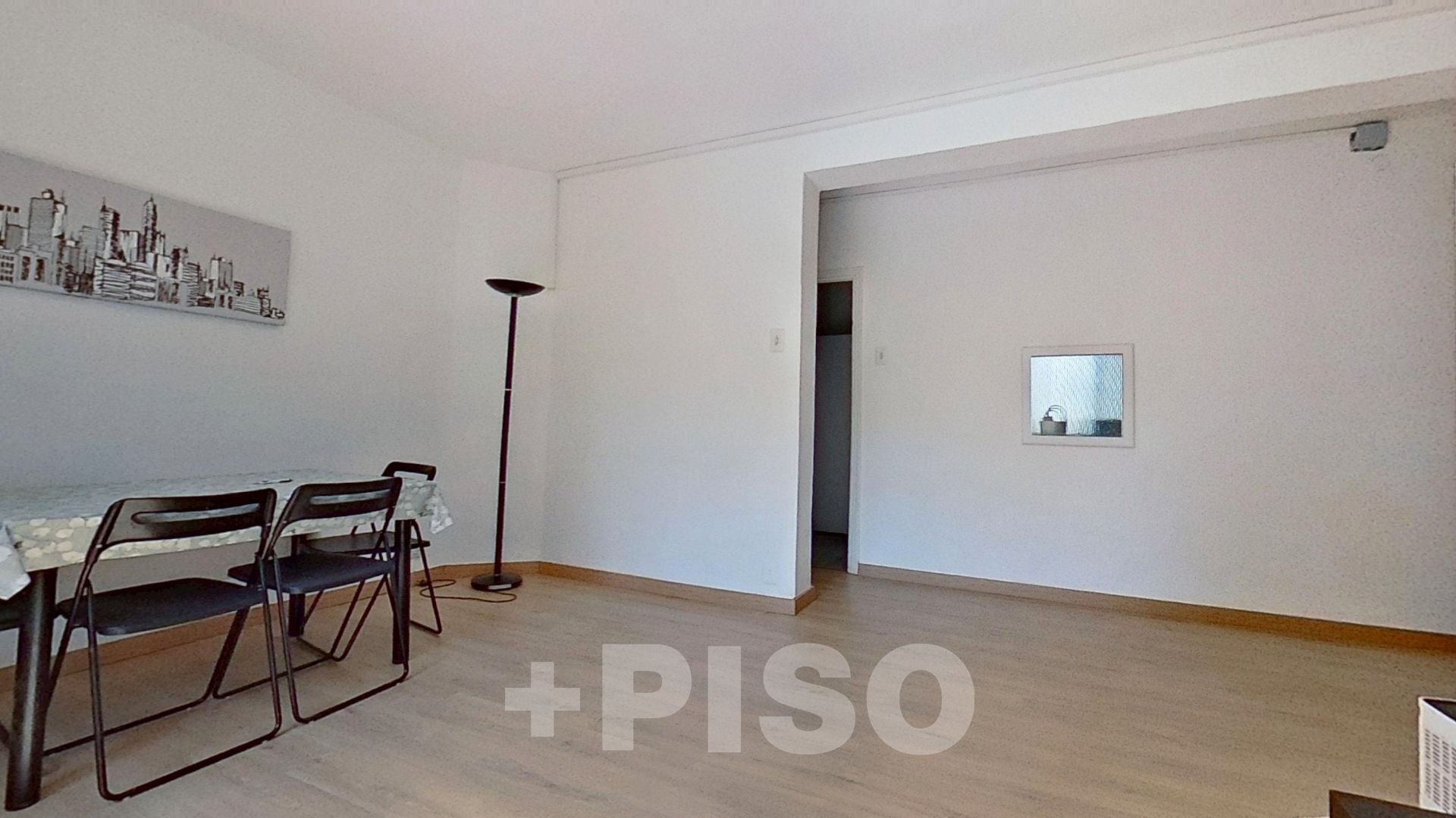 Living room of Flat for sale in  Madrid Capital  with Heating, Private garden and Oven