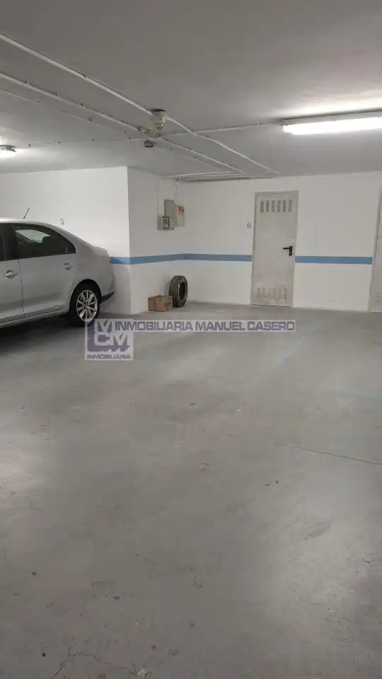 Parking de Ático en venta en Cáceres con Calefacción, Terraza y Trastero