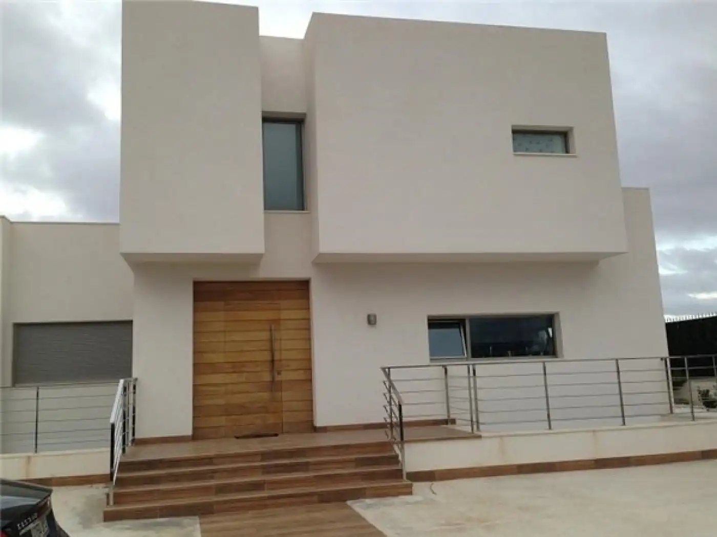 Vista exterior de Casa o xalet en venda en Elche / Elx amb Aire condicionat, Calefacció i Jardí privat