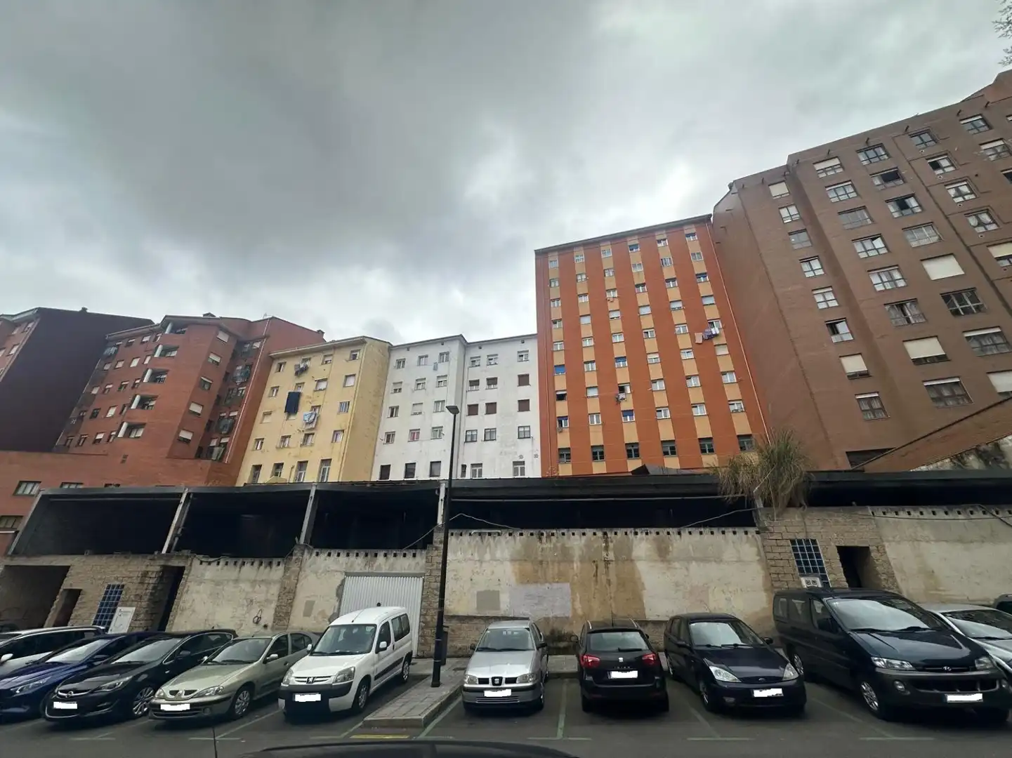 Local comercial en venta en Avilés - calle Claudio Luanco