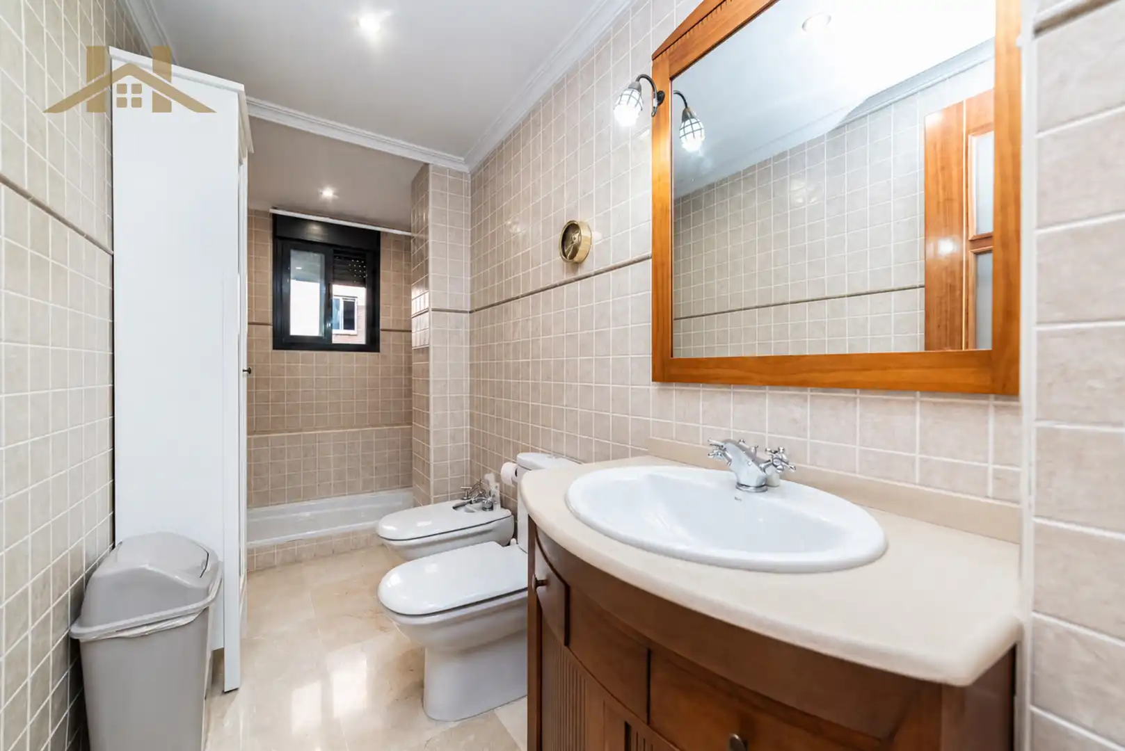 Bathroom of Flat for sale in Talavera de la Reina  with Air Conditioner, Heating and Storage room