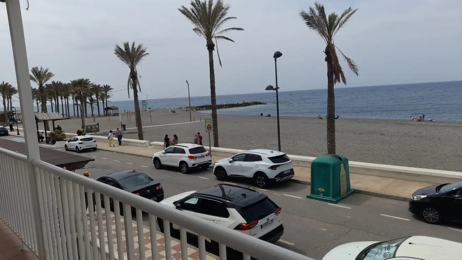 Parkplatz von Wohnung zum Verkauf in Torrenueva Costa mit Ofen, Waschmaschine und Balkon