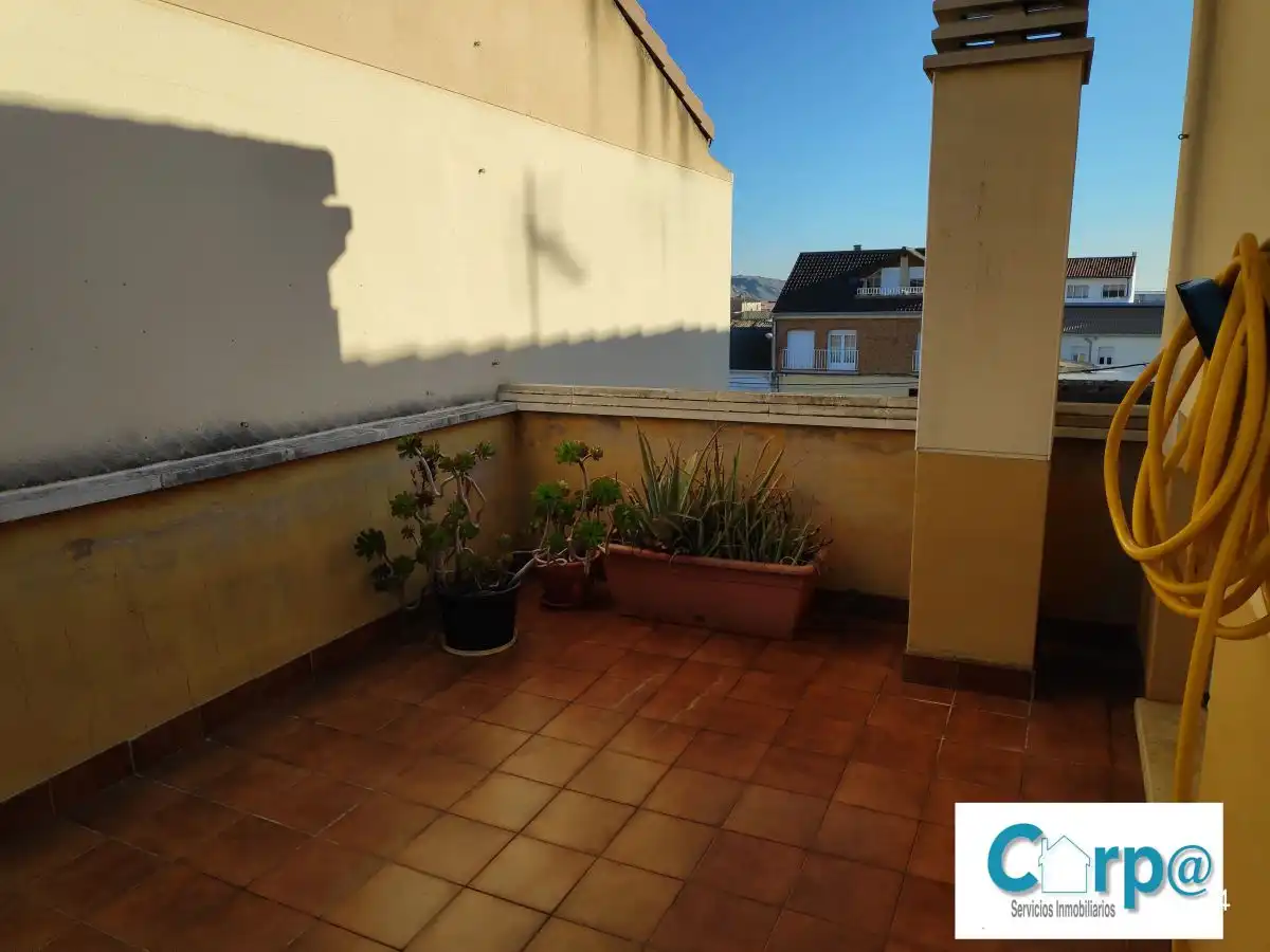Casa adosada en venta en Andosilla