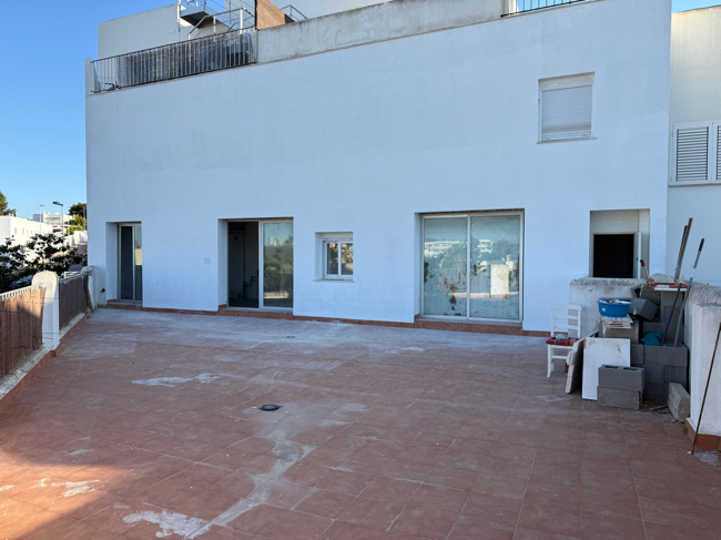 Terrassa de Local en venda en Sant Josep de sa Talaia amb Terrassa