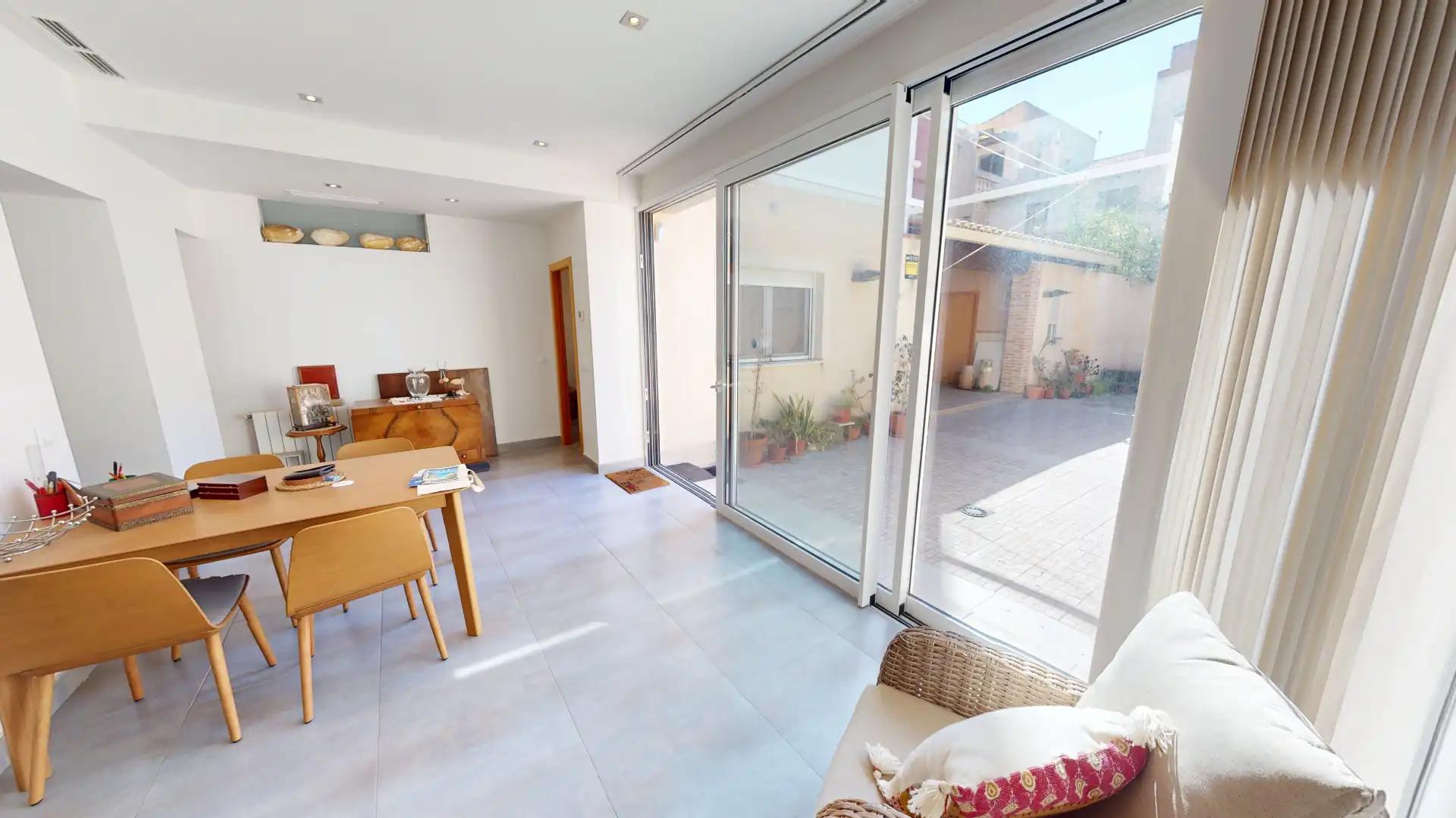 Terraza de Casa o chalet en venta en El Campello con Aire acondicionado, Calefacción y Jardín privado