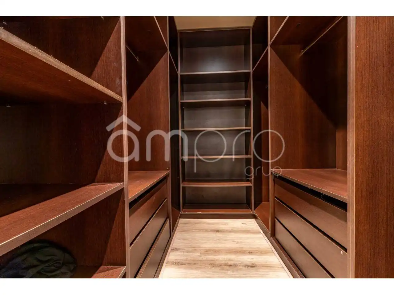 Piso en venta en Vilanova i la Geltrú con Aire acondicionado, Parquet y Terraza