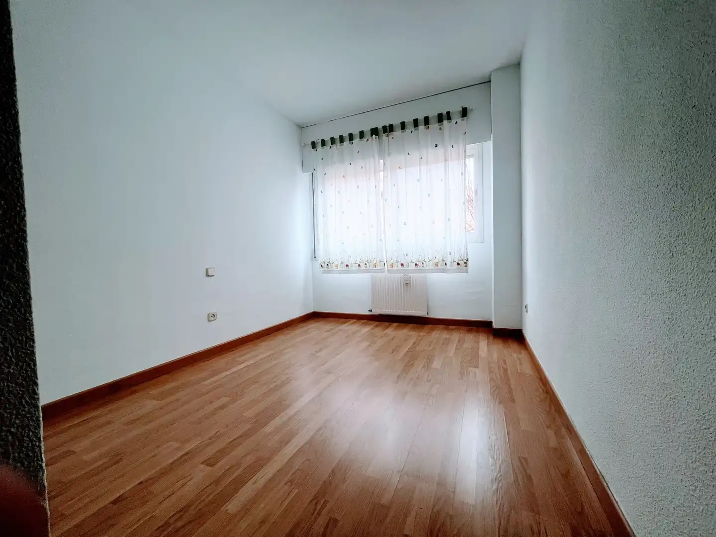 Habitación de Piso de alquiler en San Sebastián de los Reyes con Calefacción