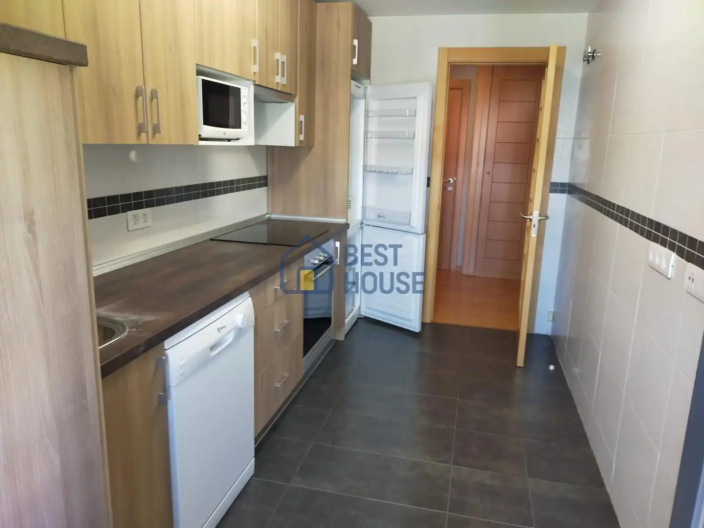 Cocina de Apartamento de alquiler en León Capital  con Calefacción y Trastero