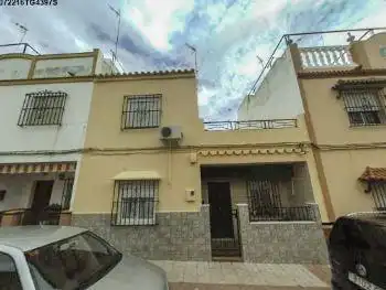 Vista exterior de Casa o xalet en venda en Alcalá de Guadaira