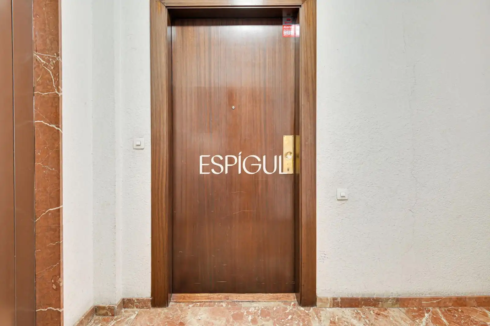 Piso en venta en Barcelona con Calefacción, Parquet y Terraza