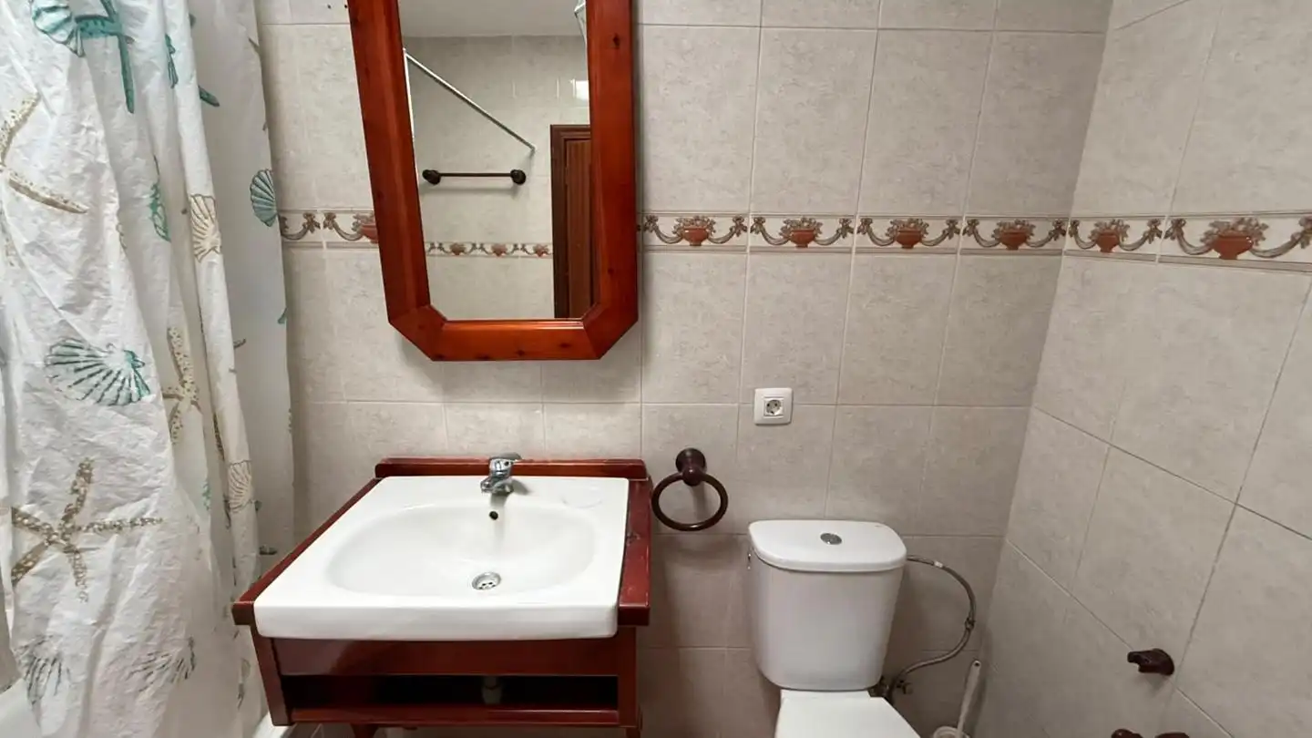 Bathroom of Houses for sale in Arona