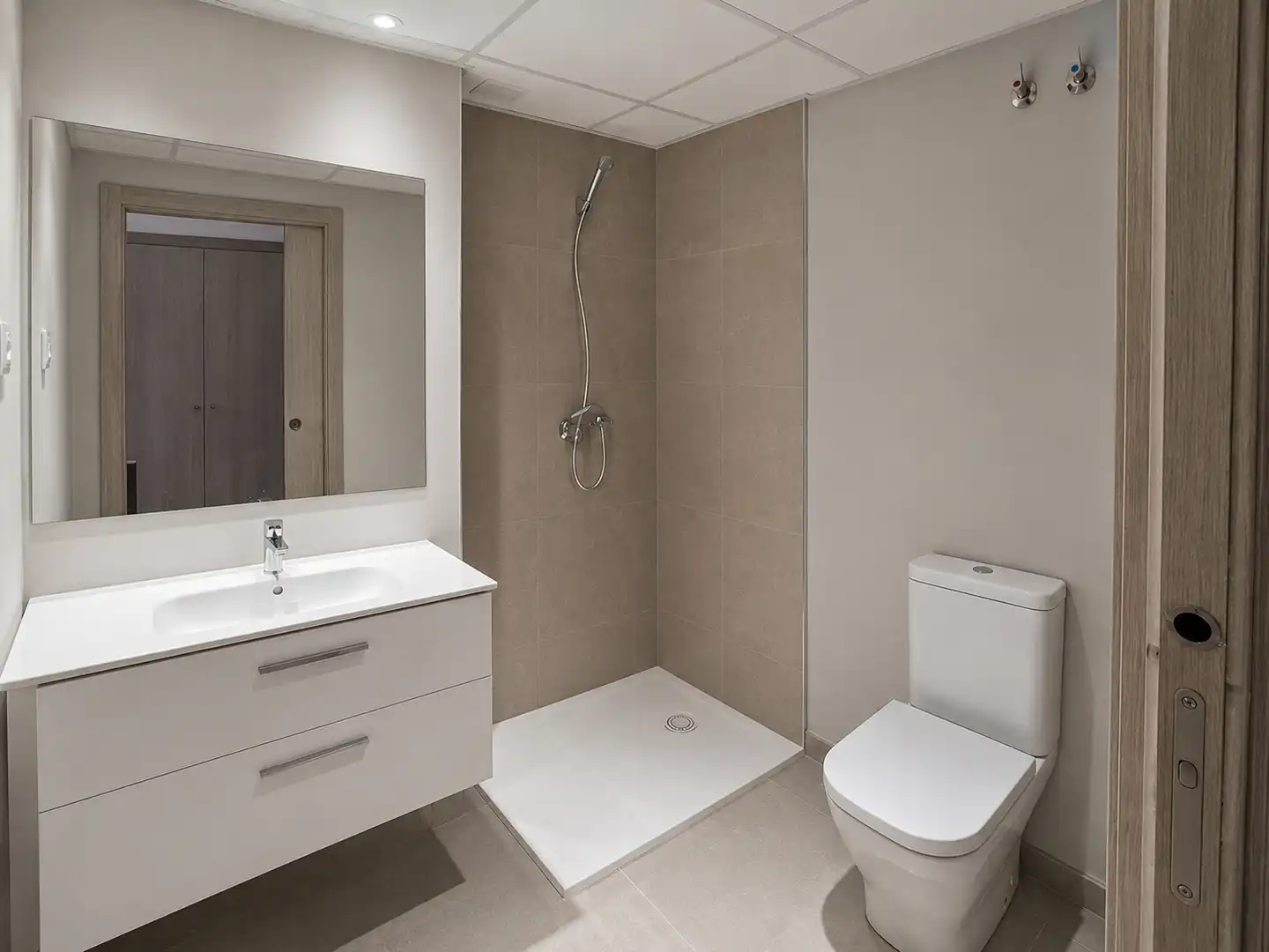 Baño de Piso en venta en Les Franqueses del Vallès con Aire acondicionado, Calefacción y Terraza