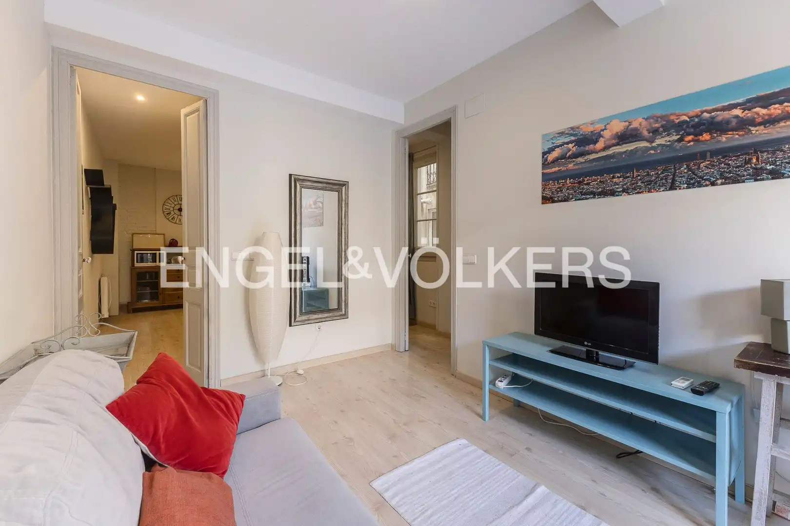 Living room of Flat for rent in Barcelona  with Air Conditioner, Heating and Parquet flooring