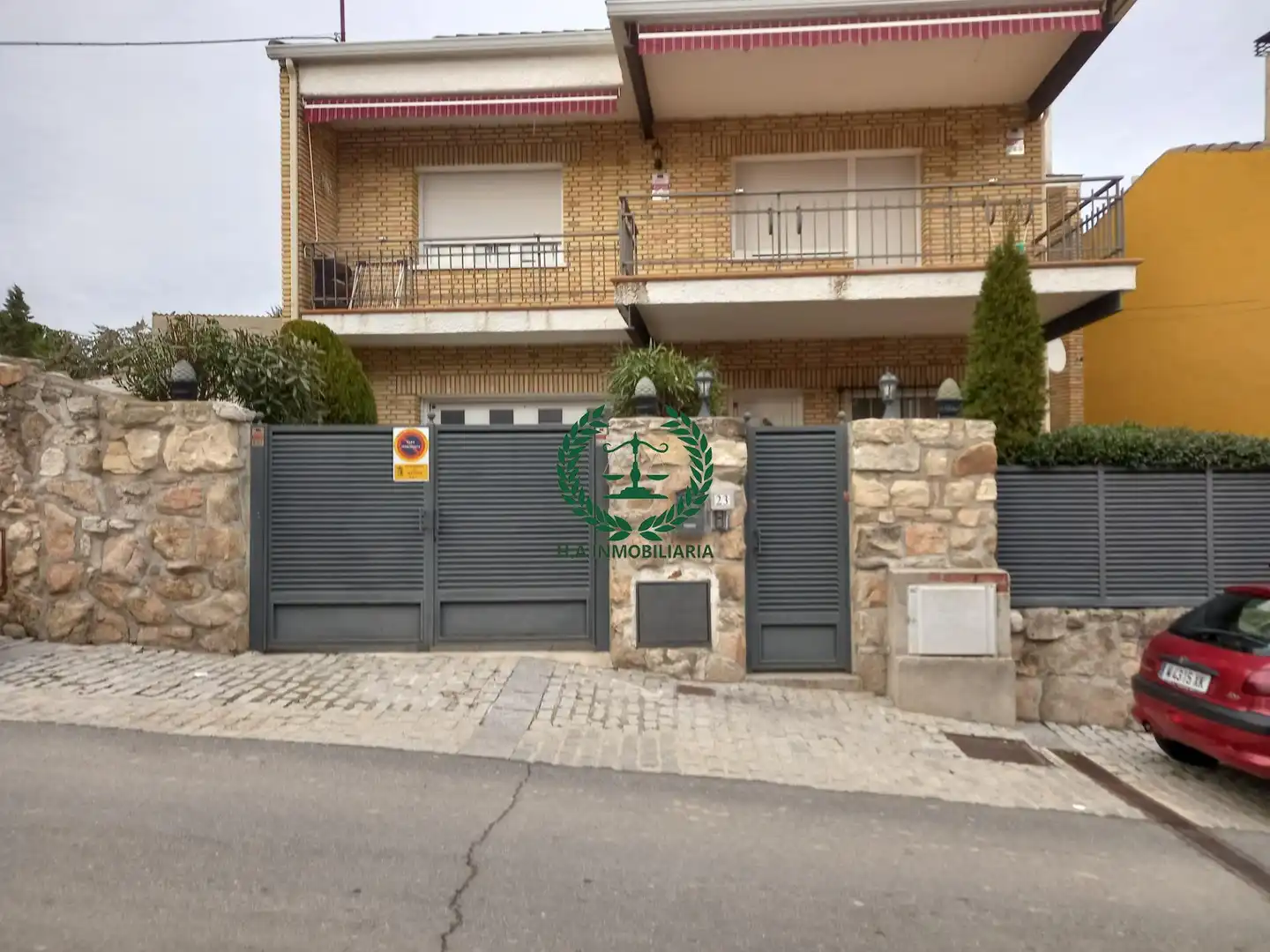 Vista exterior de Casa o chalet en venta en Venturada con Calefacción, Jardín privado y Terraza
