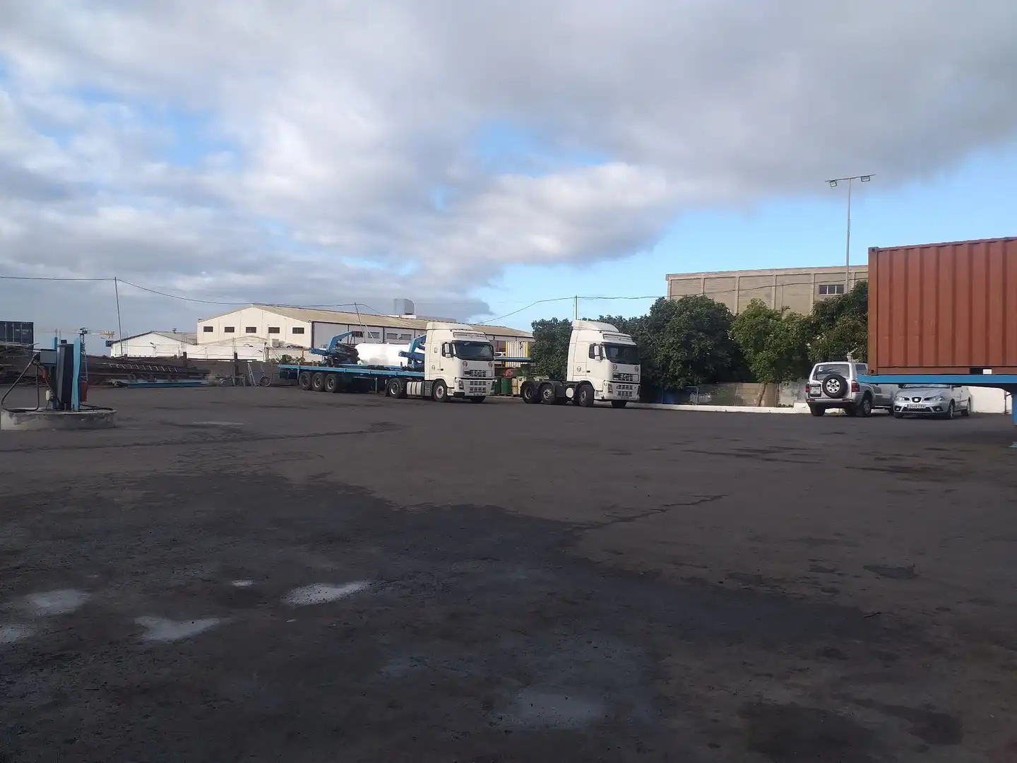 Parking of Industrial buildings for sale in Santa Cruz de Tenerife
