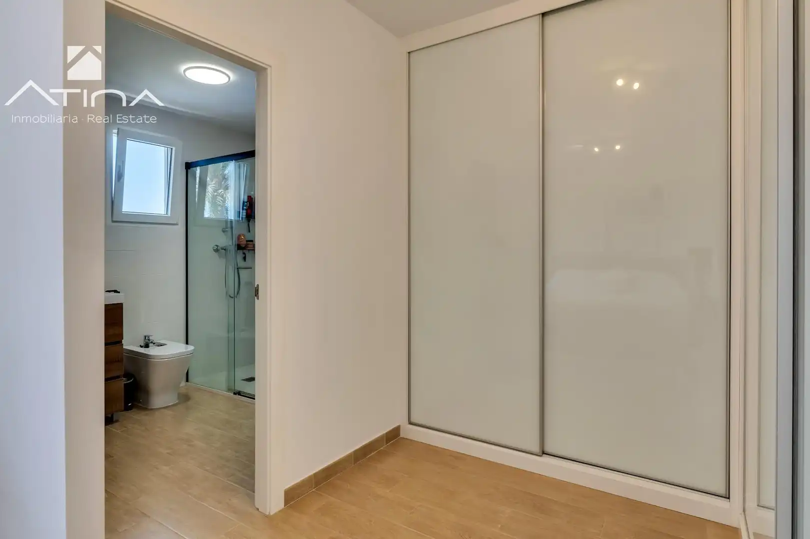 Schlafzimmer von Einfamilien-Reihenhaus zum Verkauf in Jávea / Xàbia mit Klimaanlage, Terrasse und Gemeinschaftspool