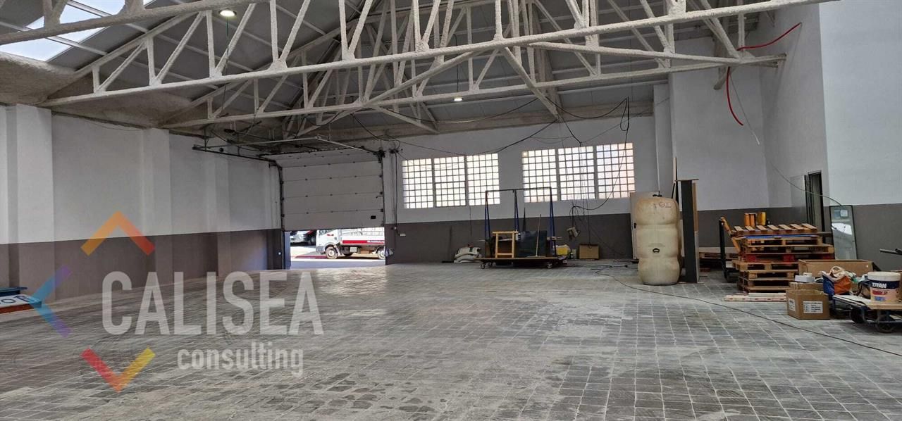 Industrial buildings to rent in Hostafrancs