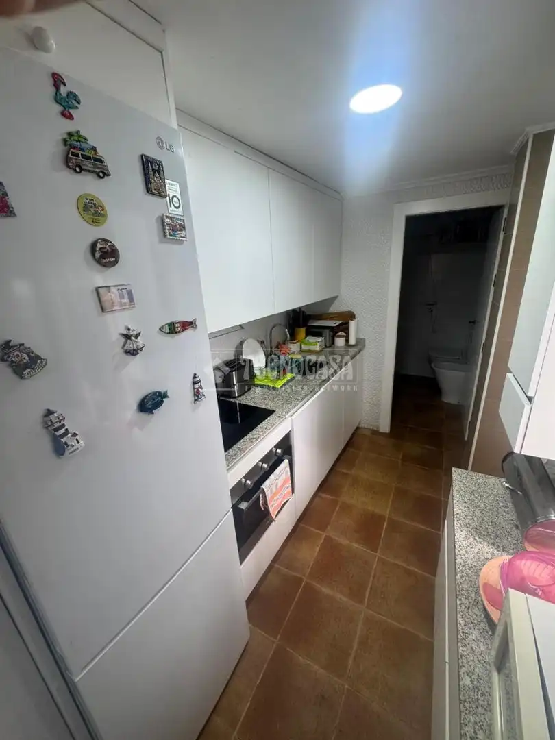Cuina de Casa adosada en venda en Córdoba amb Aire condicionat