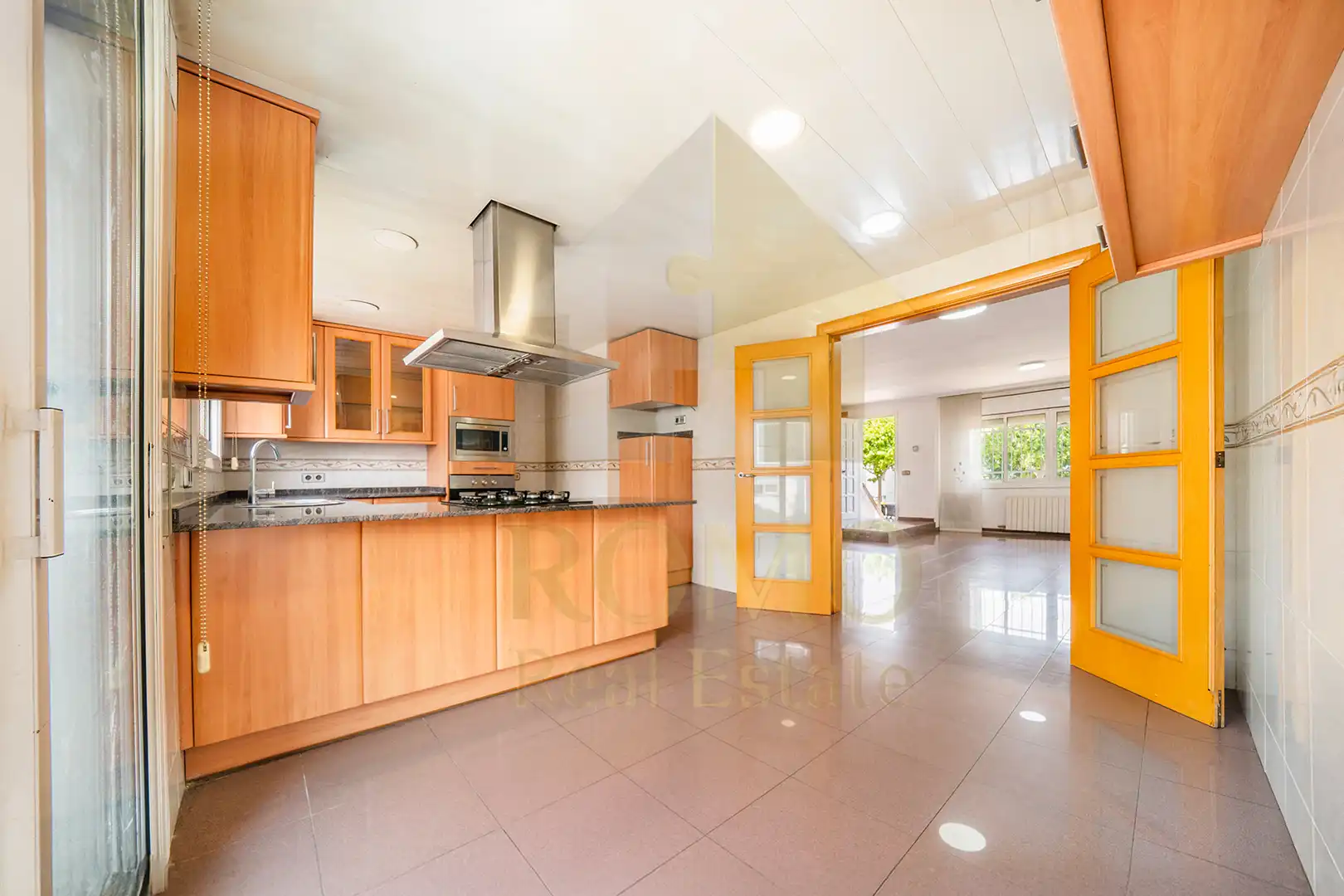 Cocina de Casa adosada en venta en Santa Perpètua de Mogoda con Balcón