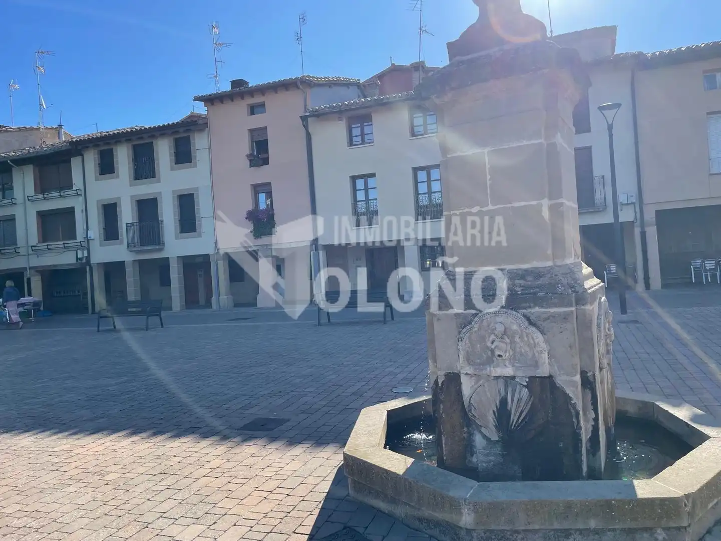 Casa con terraza en venta en Plaza de la Florida 7, imagen 3