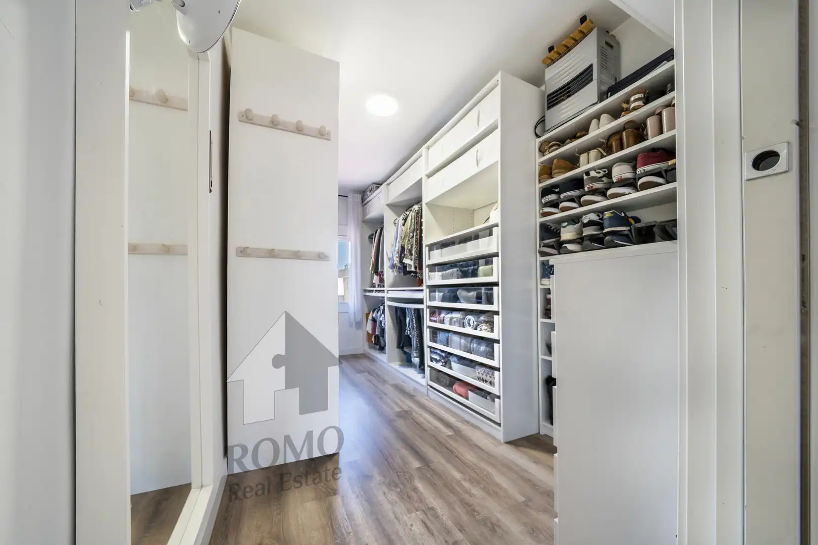 Habitación de Piso en venta en Santa Perpètua de Mogoda con Calefacción, Parquet y Balcón